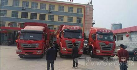?；愤\(yùn)輸牽引車2.jpg