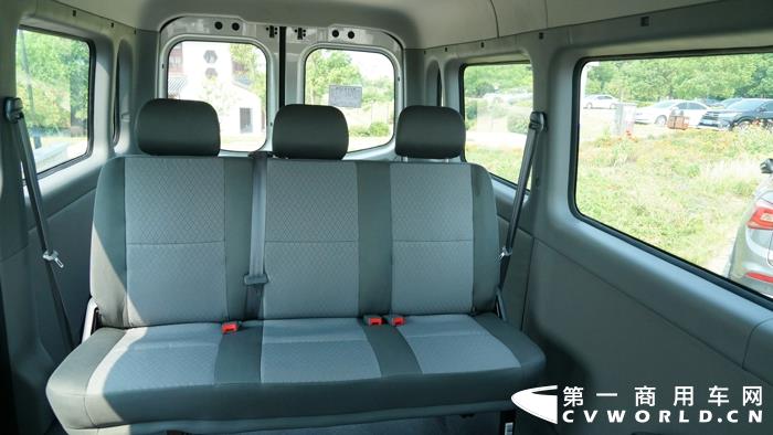 【第一商用車網 原創(chuàng)】9月22日，由江淮星銳歷時一年多打造的全新6座/9座長軸短懸車型，將在蘇州攜手上市。