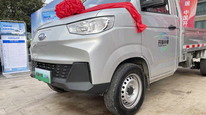 適合年輕人創(chuàng)業(yè)的第一臺電動小貨車，開瑞小象青春版怎么樣？3.png