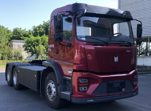 387批牽引車有多勁爆？13.png