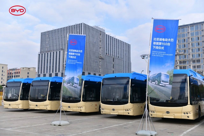 比亞迪德國市場第150臺純電動大巴正式下線！2.jpg
