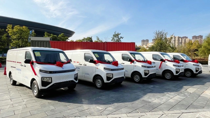首批星享V6E換電版成功交付，遠(yuǎn)程新能源商用車深入內(nèi)蒙古市場4.jpg