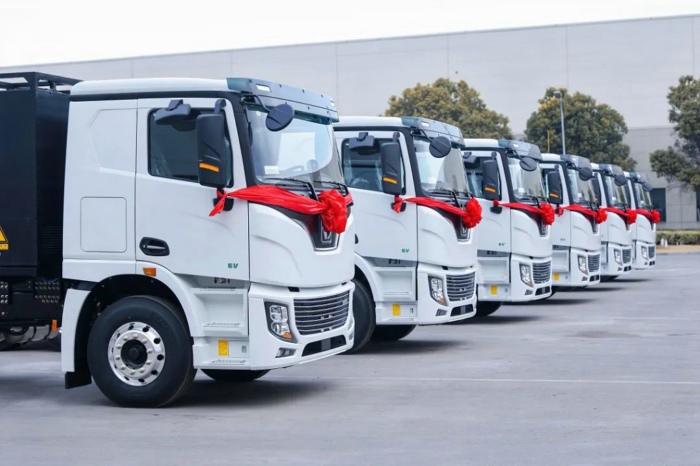 徐工換電牽引車.jpg