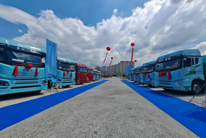 解放純電牽引車.jpg