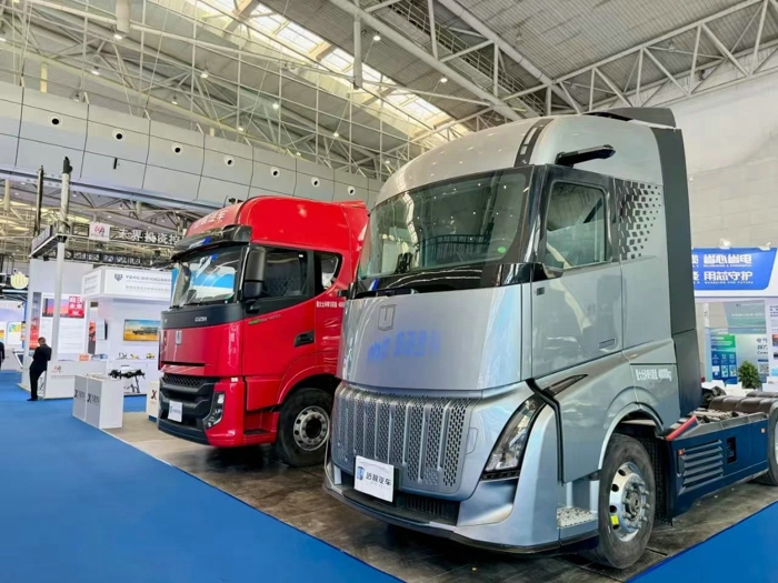 交運集團合資公司吉星汽車與上億控股達成戰(zhàn)略合作，簽下超2千萬元訂單2.jpg