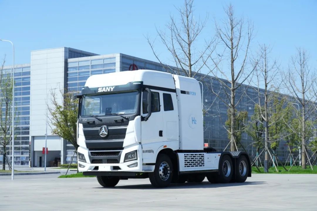 三一氫能牽引車(chē)2.jpg