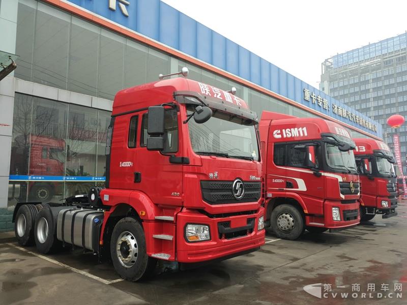 現(xiàn)場(chǎng)展車(chē)