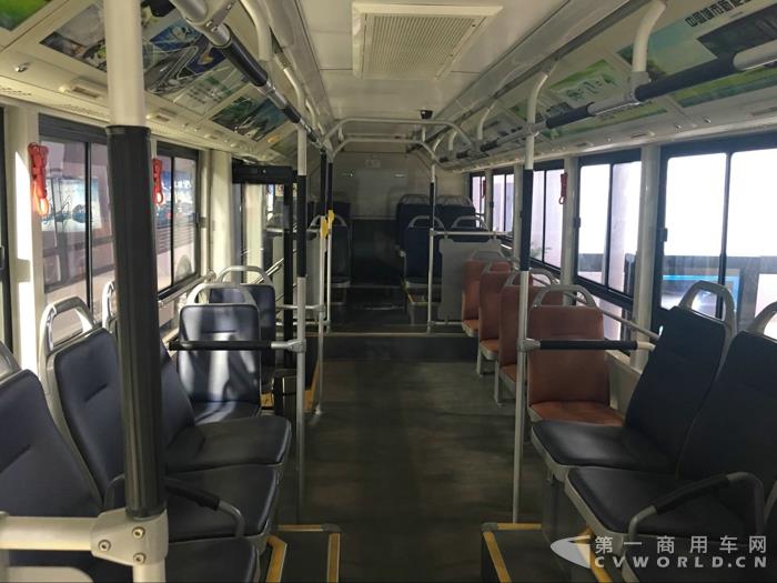 銀隆8.5、10.5米氫鈦動力公交車