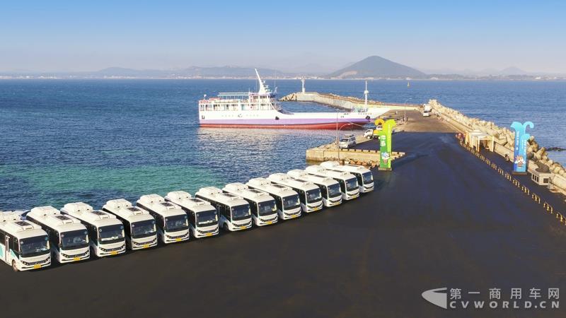 比亞迪C6純電動(dòng)客車投放濟(jì)州島牛島