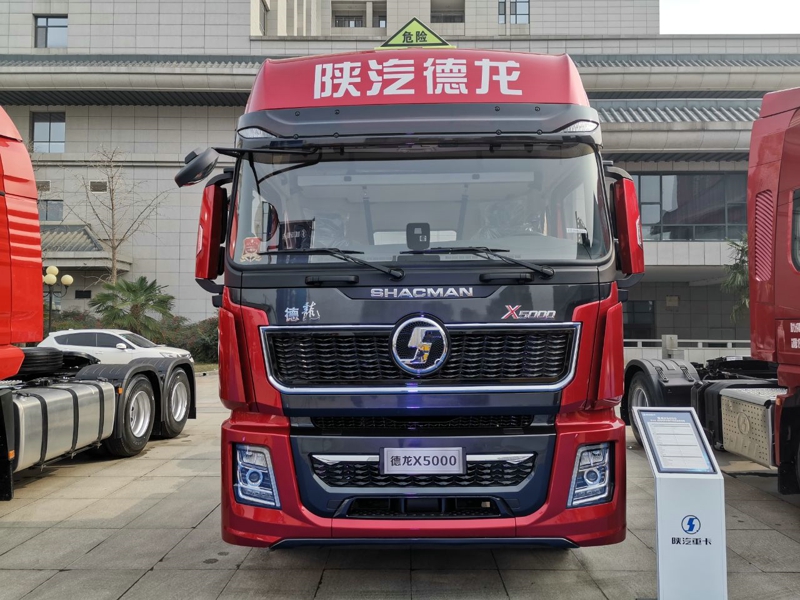 德龍X5000 6×4 460馬力AMT?；窢恳?></a></li><li><a href=