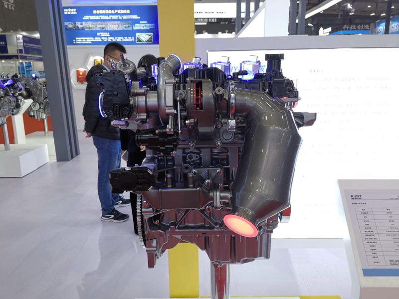 蜂巢動力HY4B15E汽油機，排量1499ml