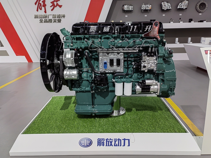 解放動力奧威CA6DM2-E68系列柴油機，功率覆蓋400-460馬力（11升）